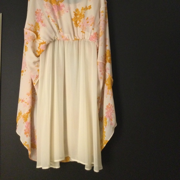 Paper Crown size M dress - Picture 4 of 6